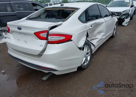 2013 Ford Fusion Se z USA, uszkodzony, nr VIN 3FA6P0H71DR234442